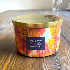 Yankee candle lantern walk three wick candle